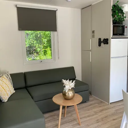 Vakantiepark Walsdorf * Fouhren